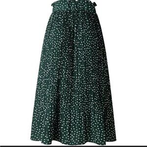Womens Green Polka Dot Pleated Skirt
